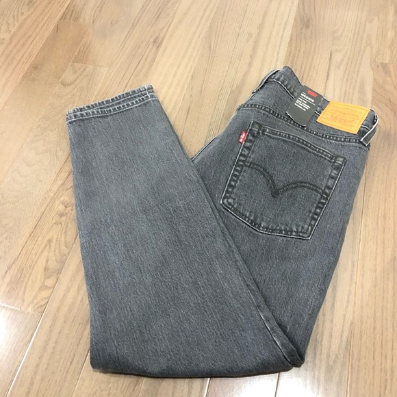 Levi's Wedgie Icon Fit Jeans in Bite My Dust - Picture 9 of 16